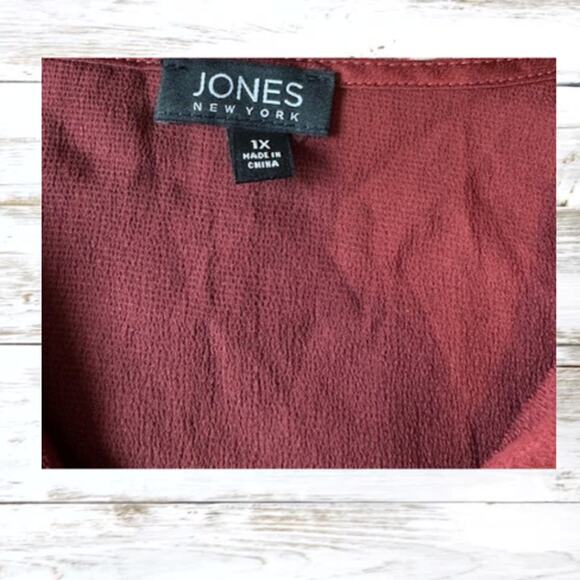 Jones New York Blouse Women's 1X Brick Red Button Up V-neckline Long Sleeves NWT - Picture 6 of 7